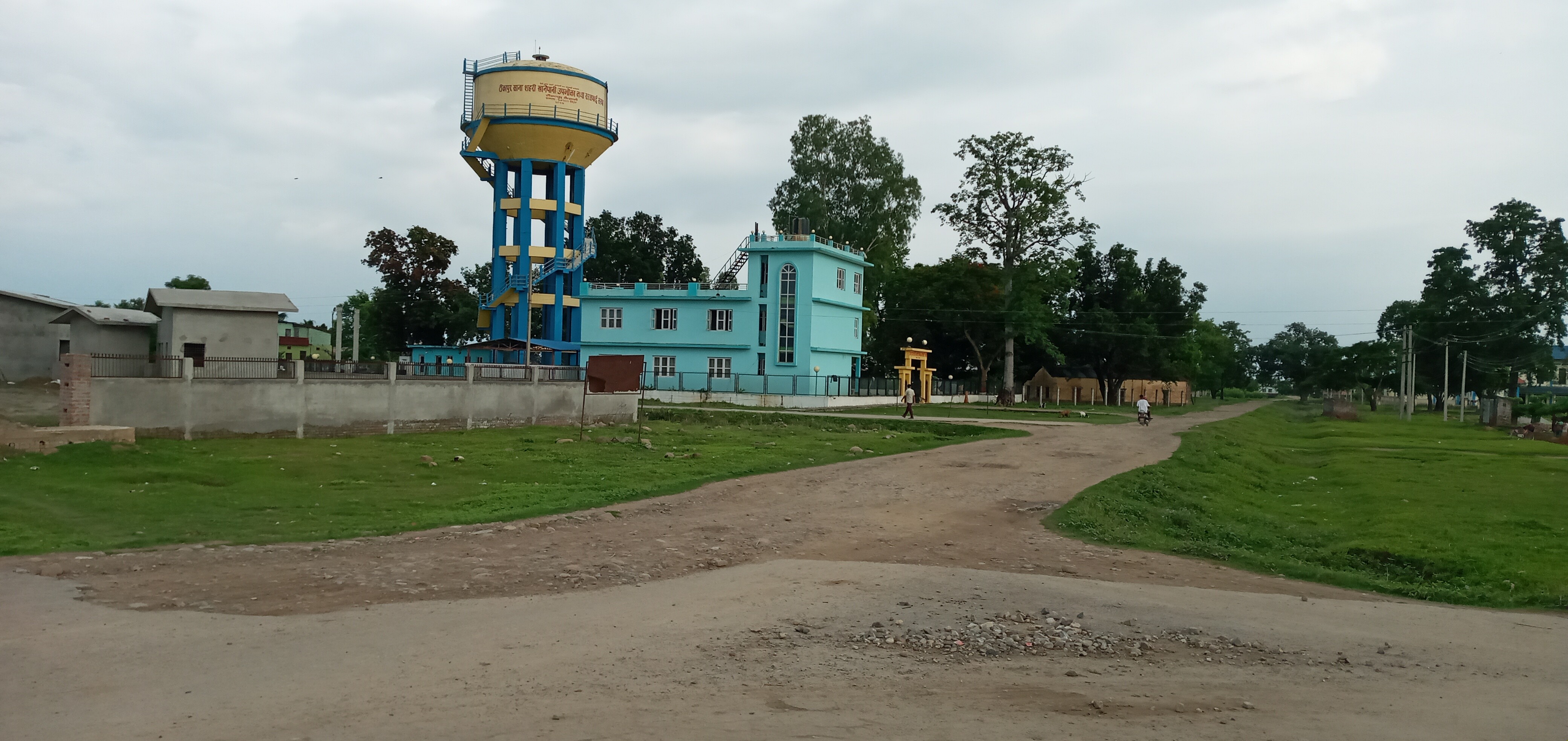 tikapur  buspark, CT hall sahari khanepani